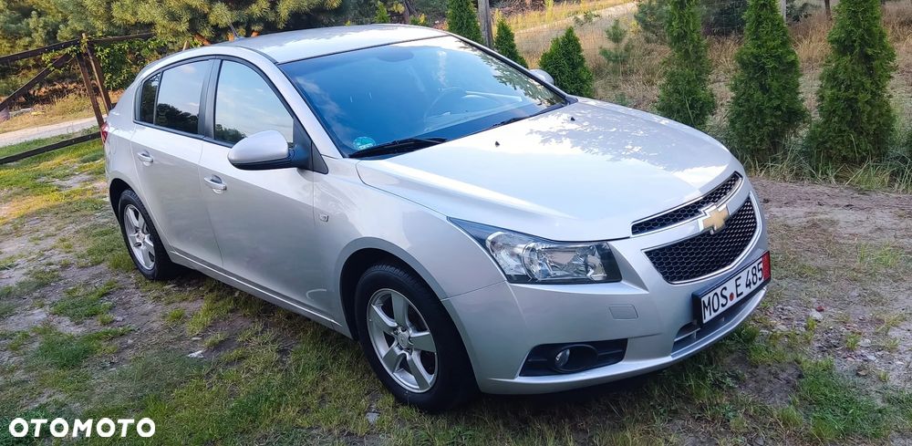 Chevrolet Cruze - 23