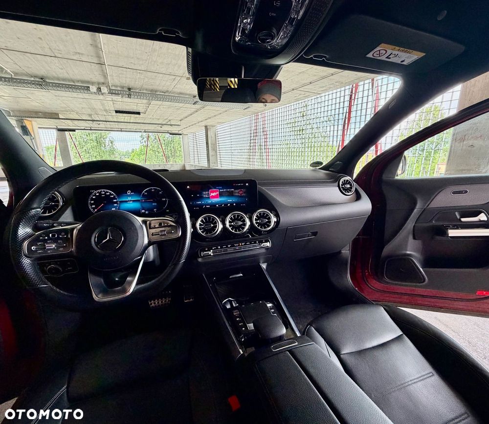 Mercedes-Benz EQA 250 AMG Line - 13