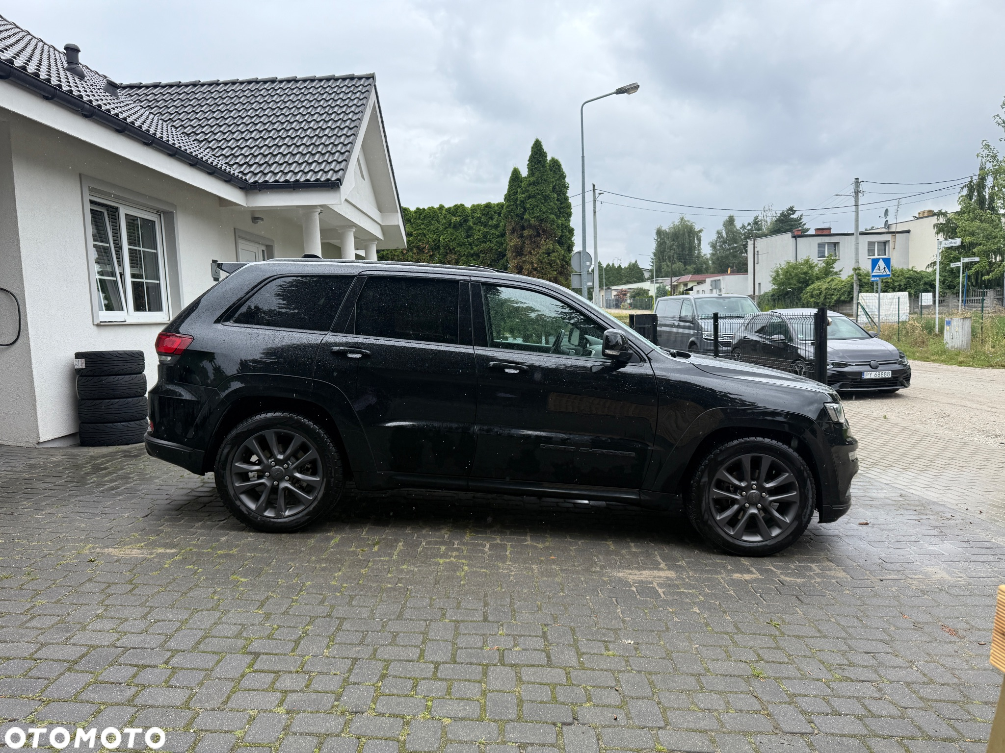 Jeep Grand Cherokee - 2