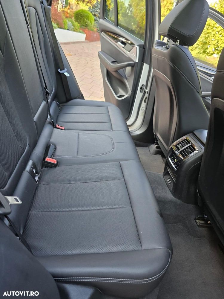 BMW X3 xDrive20d AT MHEV - 27