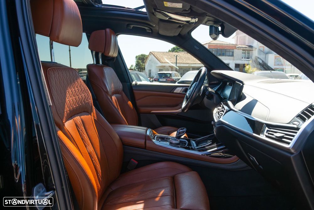 BMW X7 M50d - 13