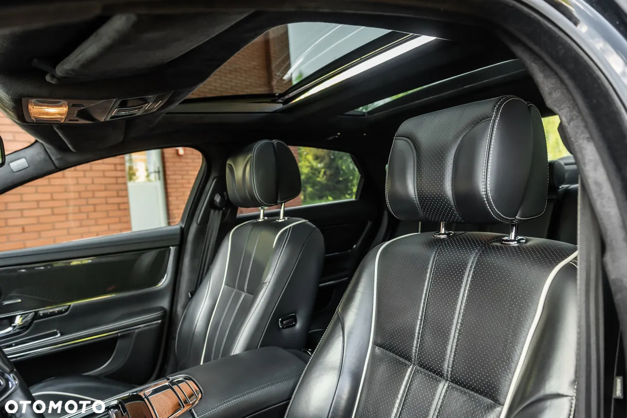 Jaguar XJ 3.0 T AWD LWB Premium Luxury - 19