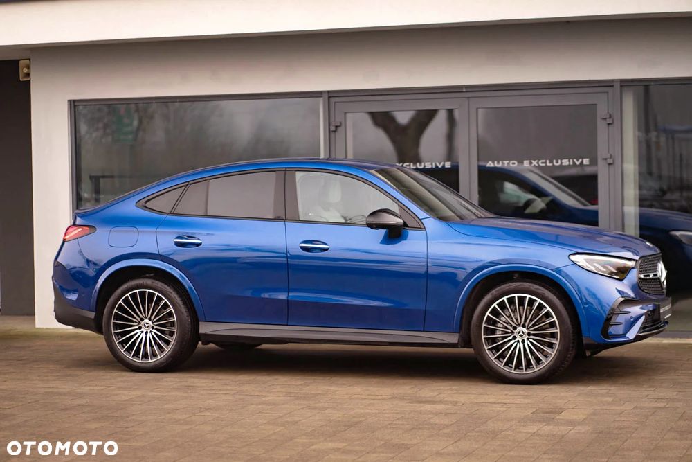 Mercedes-Benz GLC 220 d 4Matic 9G-TRONIC AMG Line Plus - 19