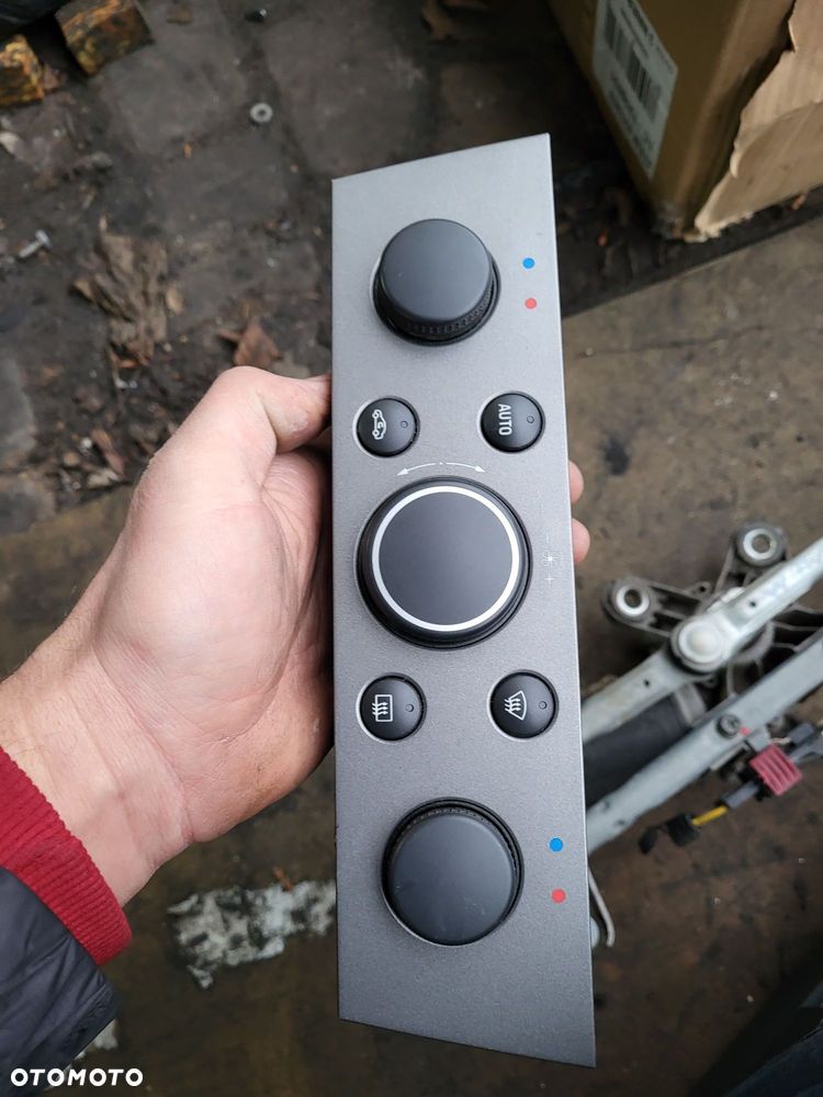 Panel klimatyzacji nawiewu opel signum 06r