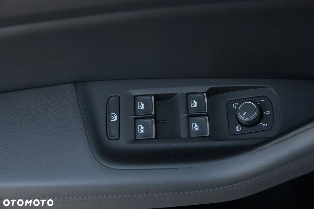 Volkswagen Passat 2.0 TDI BMT SCR 4Mot Highline DSG7 - 27