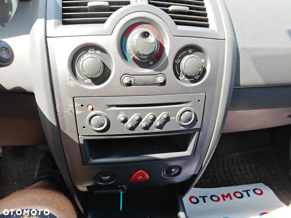 Renault Megane II 1.6 Confort Authentique - 22