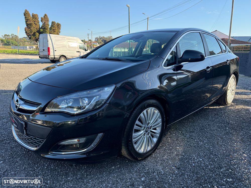 Opel Astra 1.7 CDTi Cosmo Start/Stop - 2