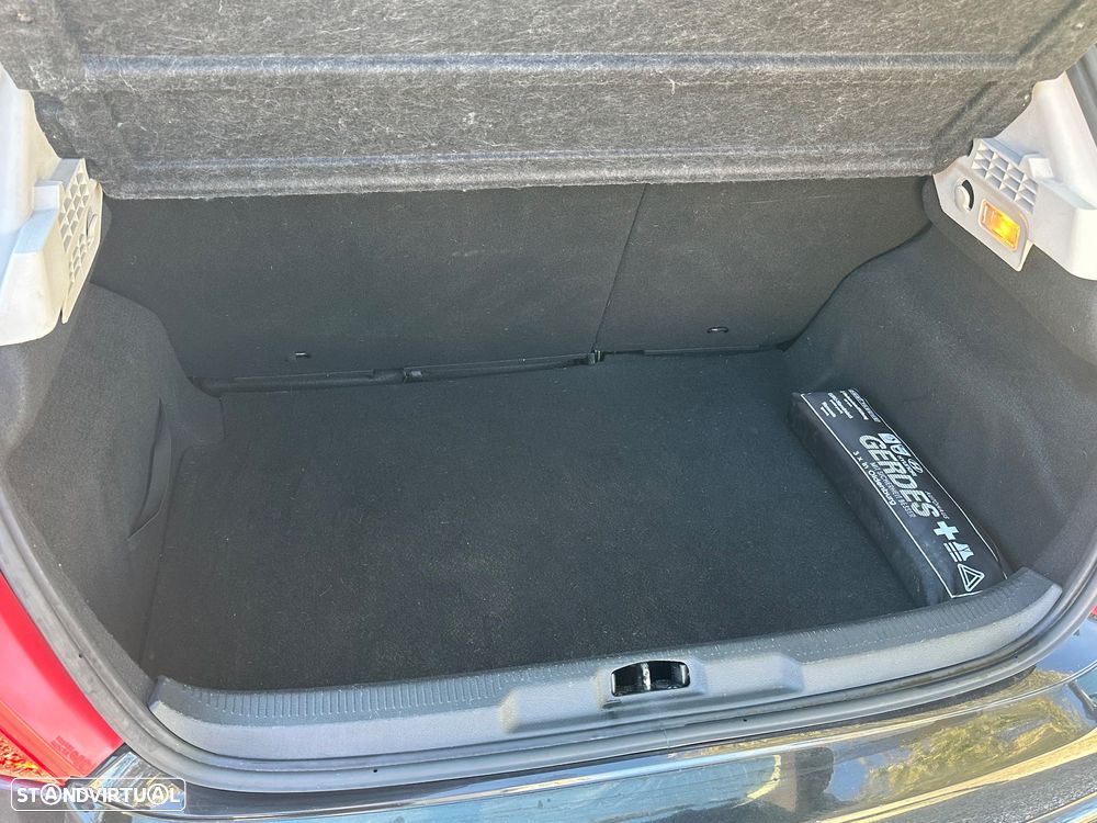 Peugeot 207 75 forever - 14