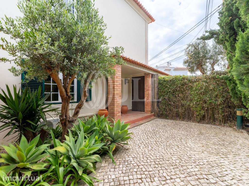 Moradia T4+1 com jardim na Areia em Cascais - Grande imagem: 2/34