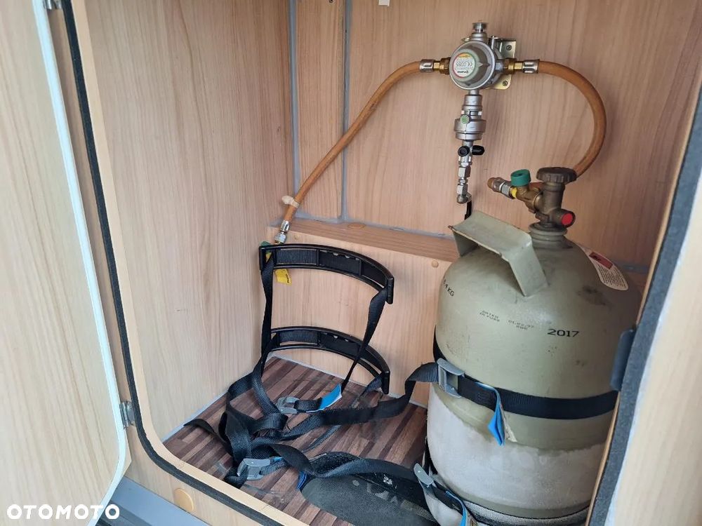 Carado T344 półintegra klimatyzacja - 33