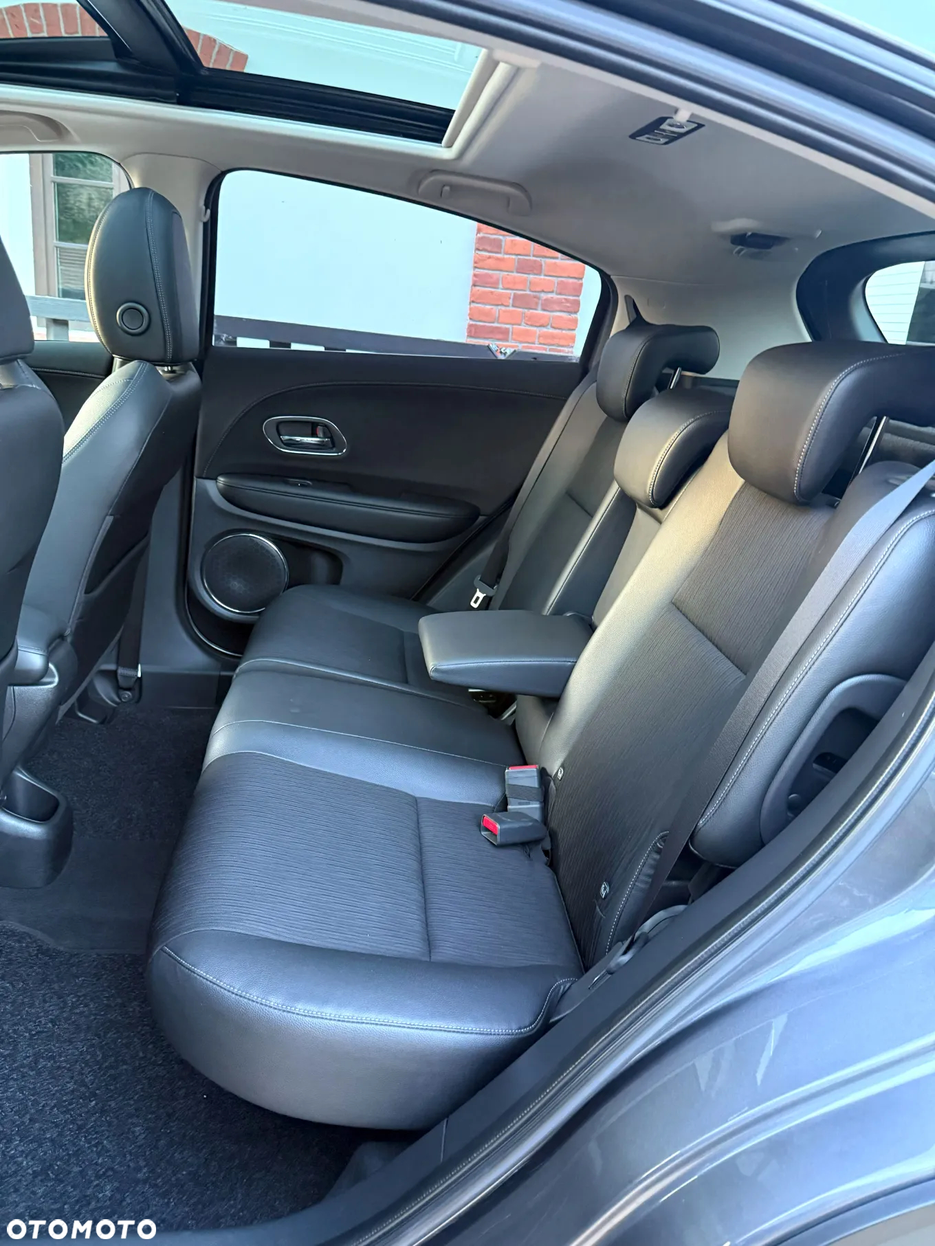Honda HR-V 1.5 Executive (ADAS / Connect+) CVT - 31