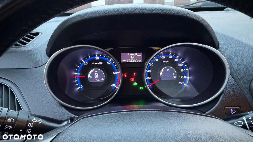 Hyundai ix35 1.7 CRDi Comfort 2WD - 28