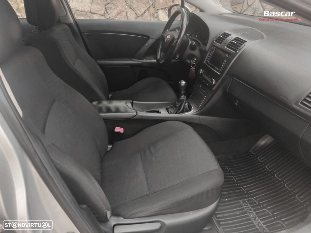 Toyota Avensis SD 2.0 D-4D Sol+GPS - 13