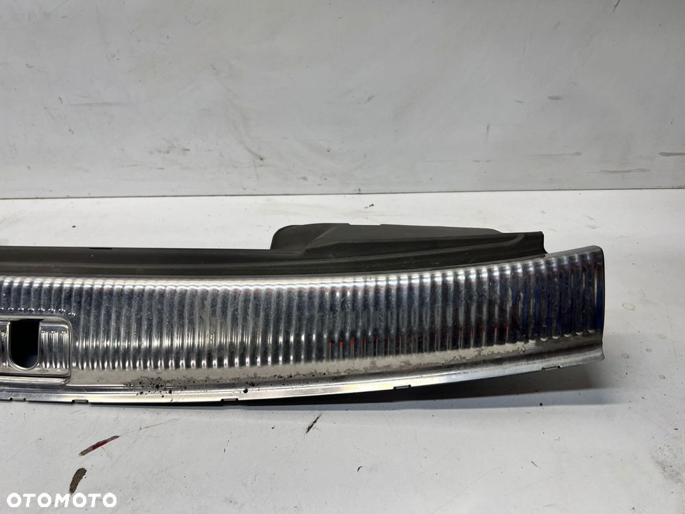 OSŁONA PROGU BAGAŻNIKA AUDI Q5 8R 8R0864513C BEŻOWA - 6