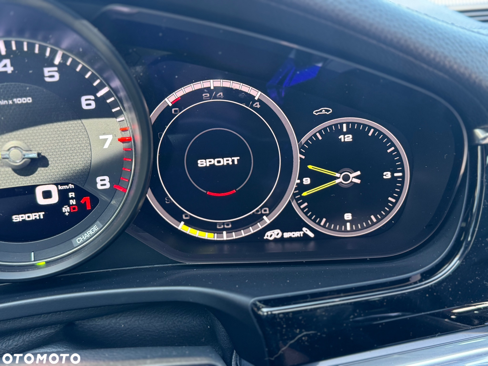Porsche Panamera 4 E-Hybrid Sport Turismo - 24
