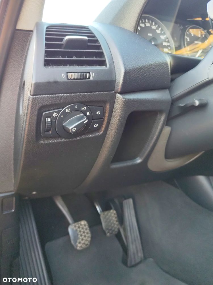 BMW Seria 1 116i - 11