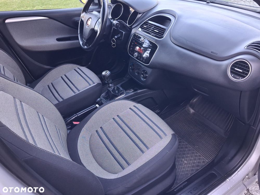 Fiat Punto Evo - 15