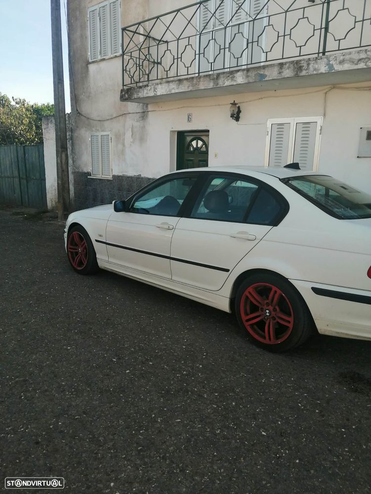BMW 320 - 1
