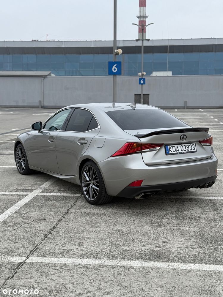 Lexus IS 200t / 300 Elegance - 4