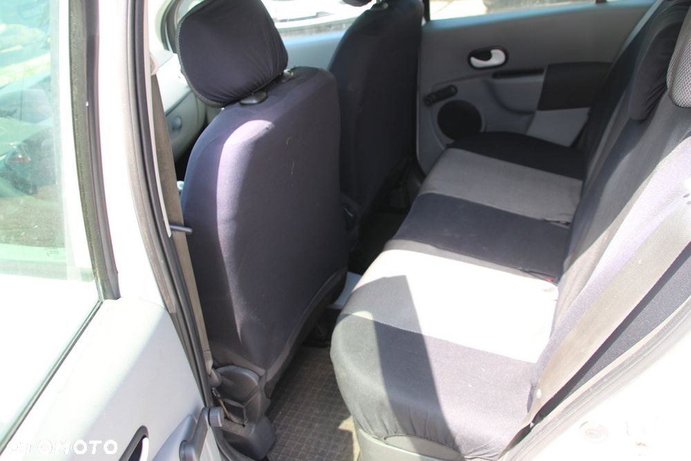 Renault Modus 1.2 16V Alize - 15