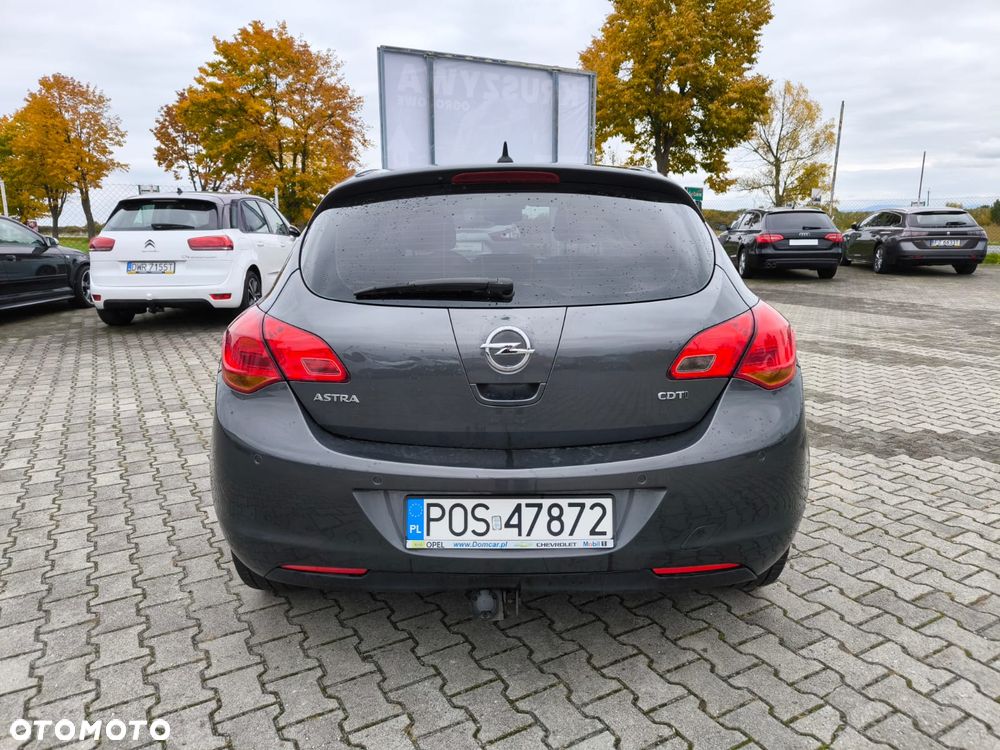 Opel Astra 1.7 CDTI Cosmo - 4