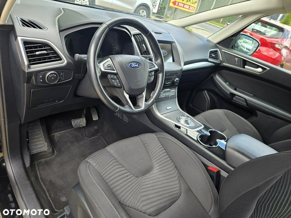 Ford S-Max - 7