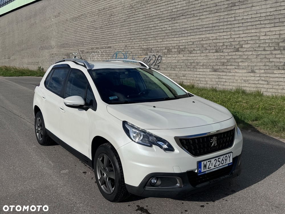 Peugeot 2008 1.2 Pure Tech Active S&S - 6