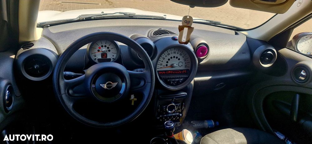 Mini Countryman Cooper D - 4