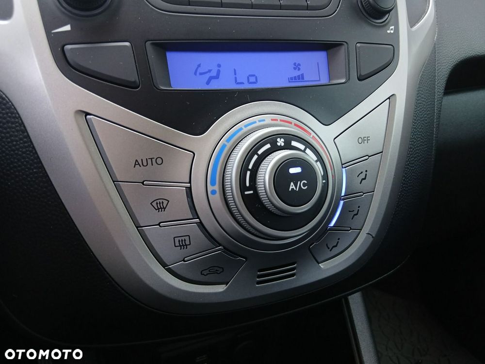 Hyundai ix20 - 24