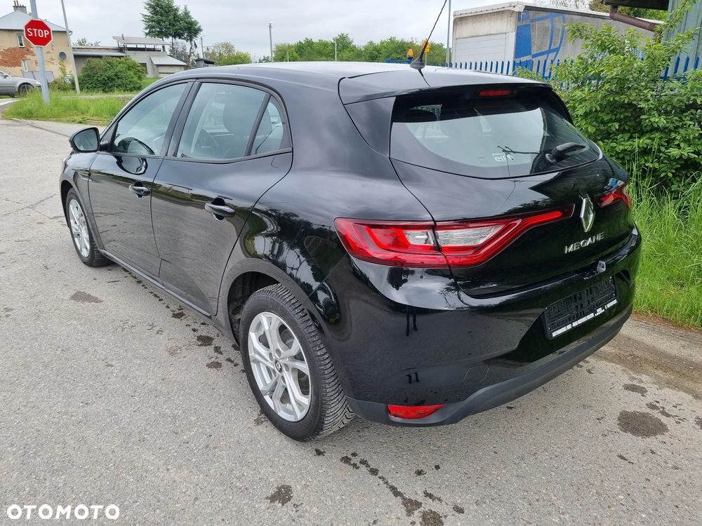 Renault Megane 1.2 Energy TCe Life - 15