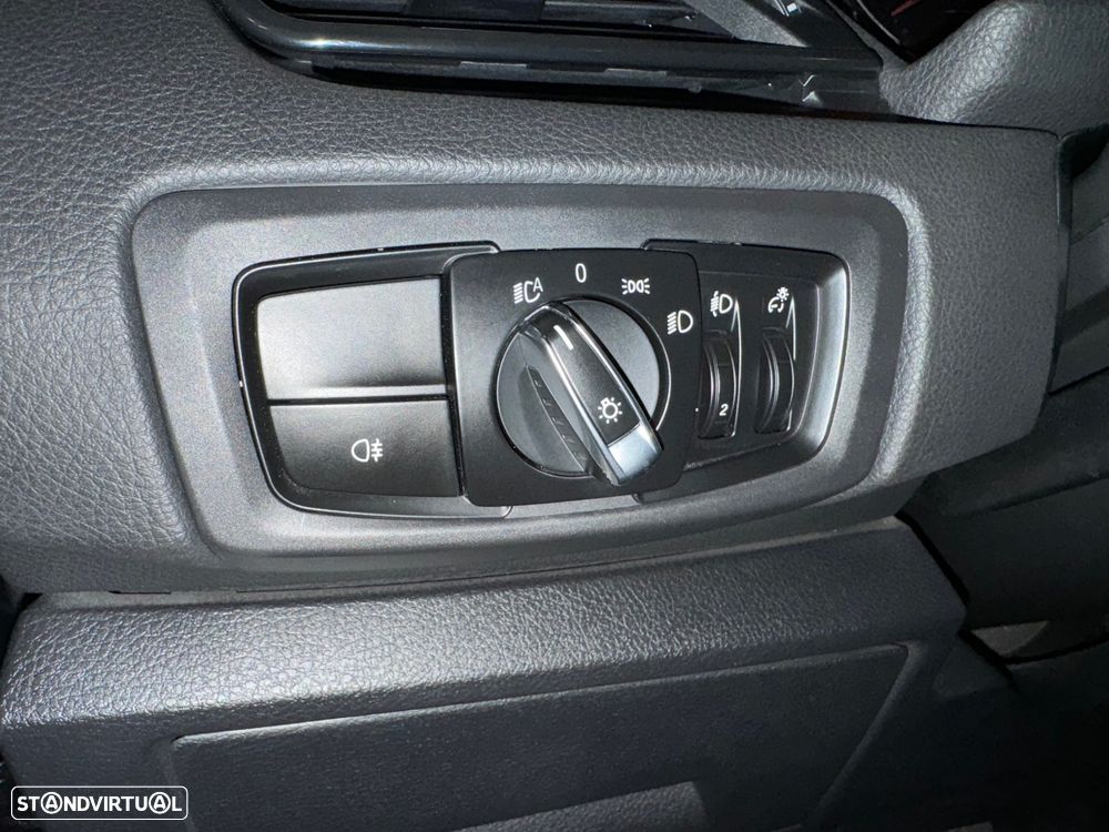 BMW 216 Gran Tourer d 7L Line Sport Auto - 29