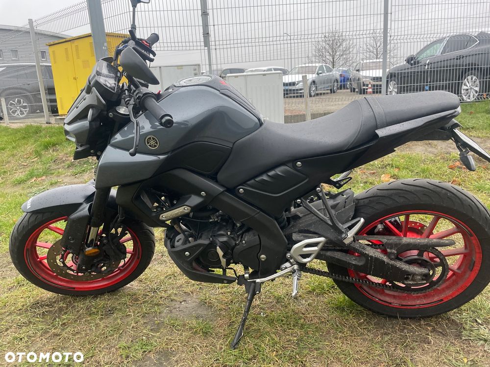 Yamaha MT - 3