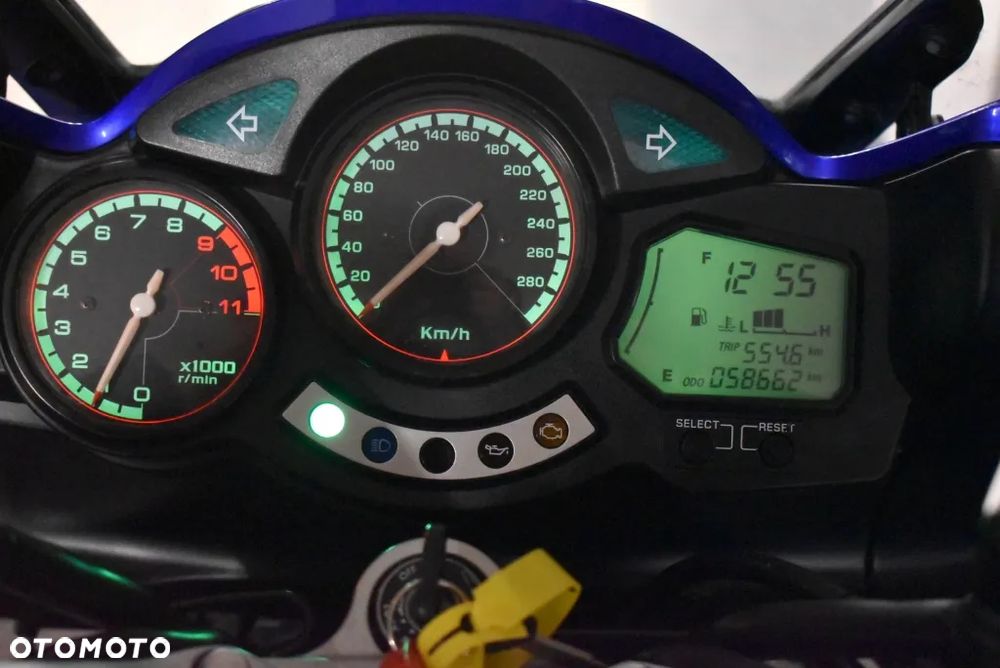 Yamaha FJR - 39