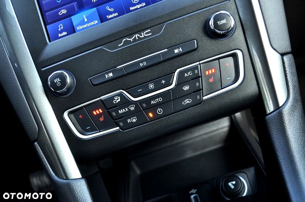 Ford Mondeo SW 2.0 TDCi S&S PowerShift-Aut Titanium - 32