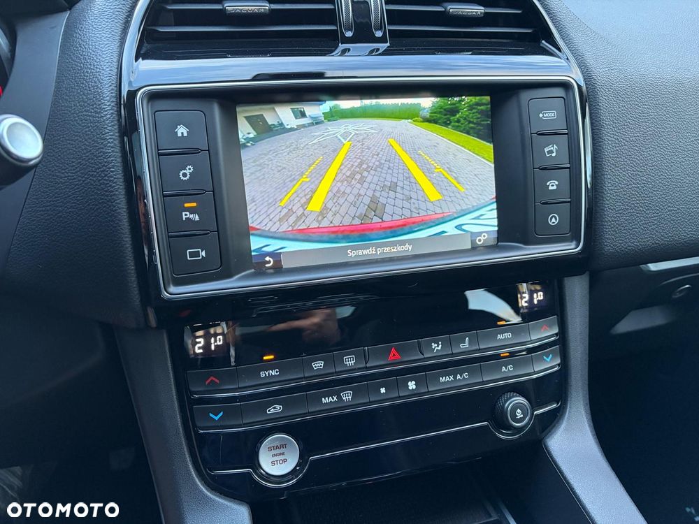 Jaguar F-Pace 20d AWD R-Sport - 19