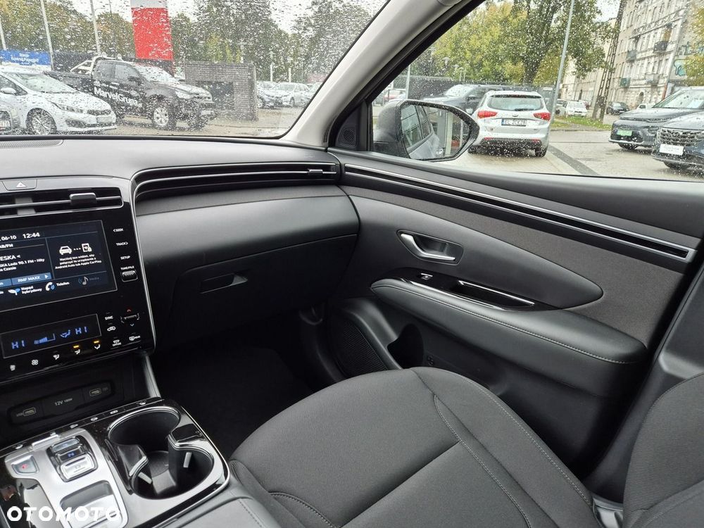 Hyundai Tucson 1.6 T-GDi HEV Smart 2WD - 22