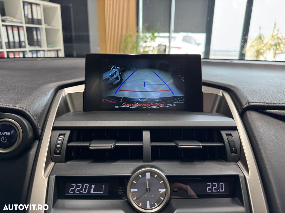 Lexus Seria NX 300 Executive Line - 16