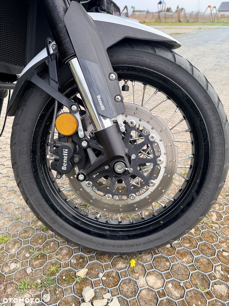Benelli TRK 502X - 10