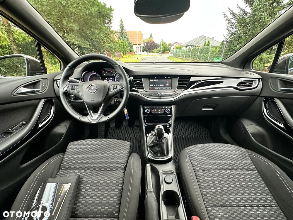 Opel Astra 1.4 T Dynamic - 25