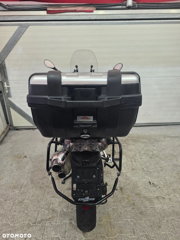 Moto Guzzi Stelvio - 23