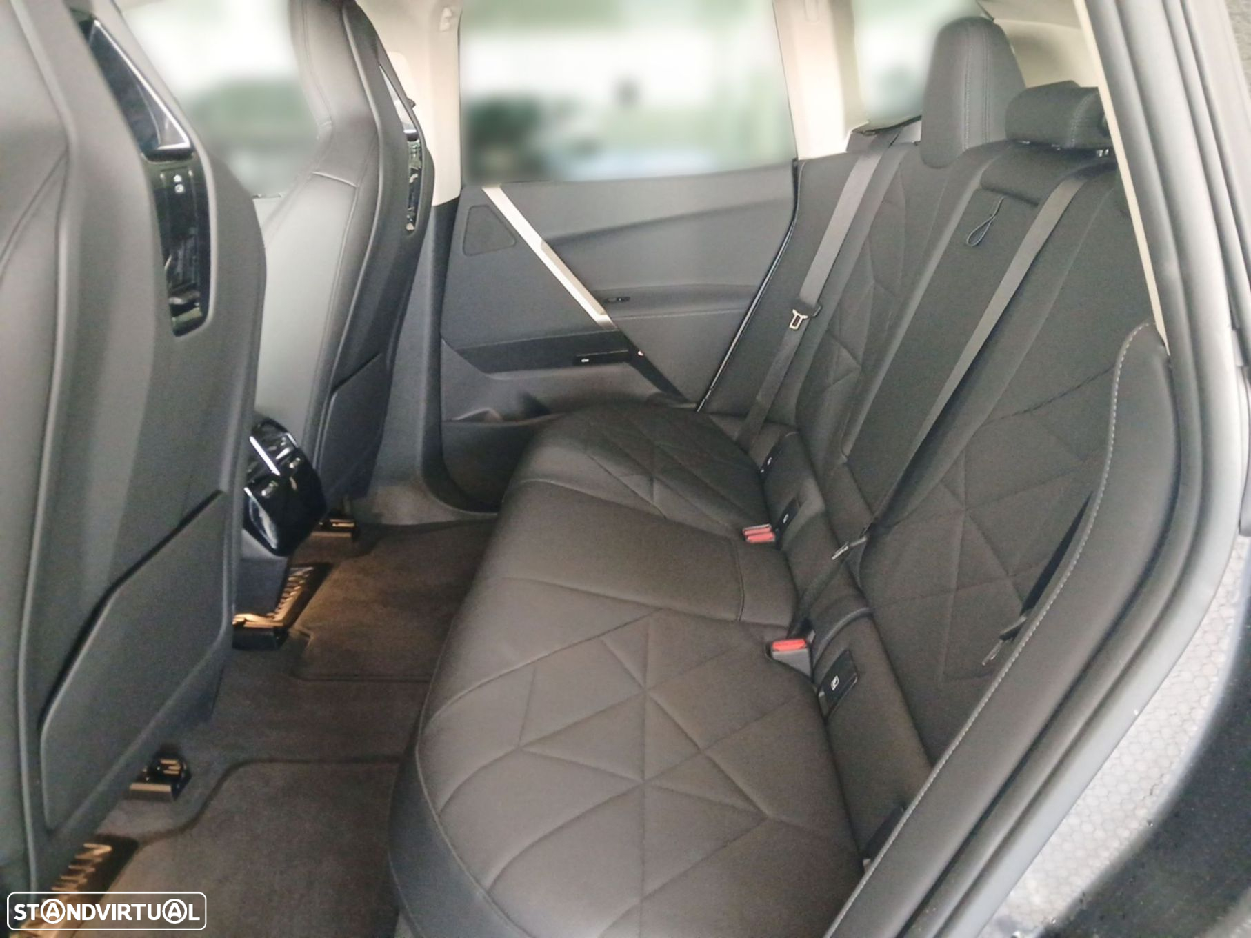 BMW ix xDrive 40 Pack Desportivo - 14