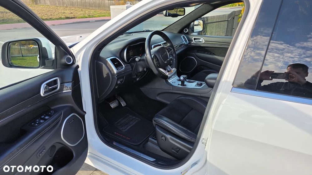 Jeep Grand Cherokee 6.4 V8 SRT8 EU6 - 21