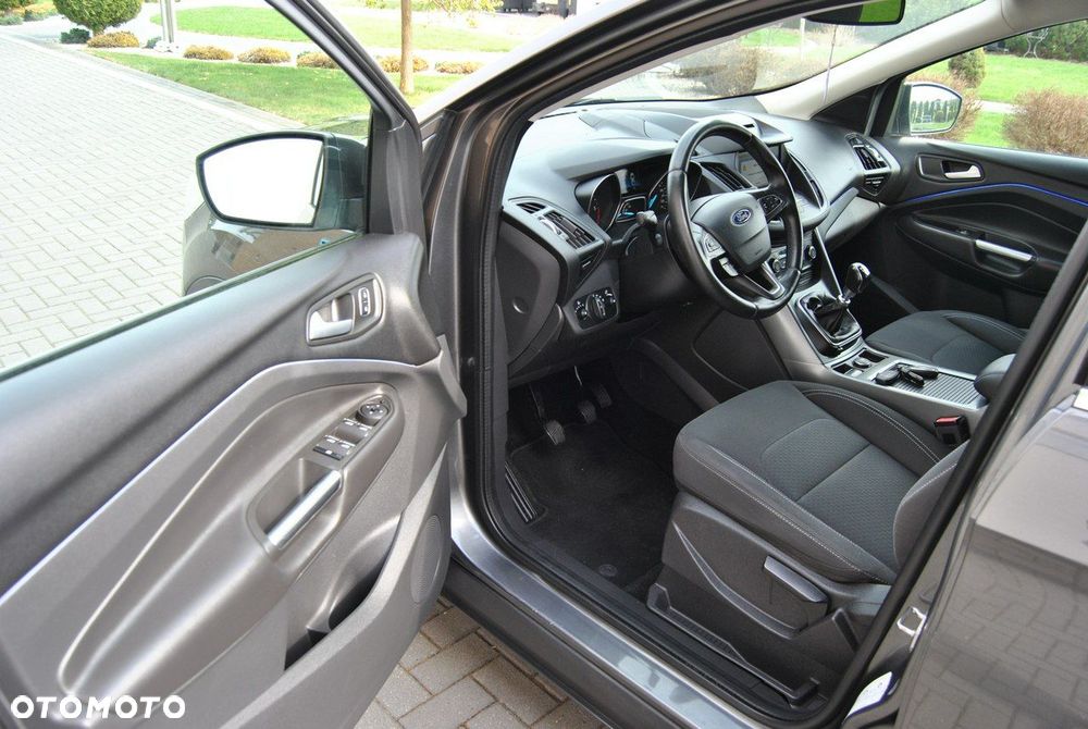 Ford Kuga 2.0 TDCi FWD ST-Line - 10