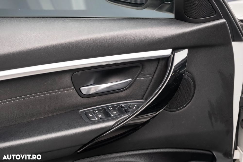 BMW Seria 3 318d Aut. Sport Line - 21