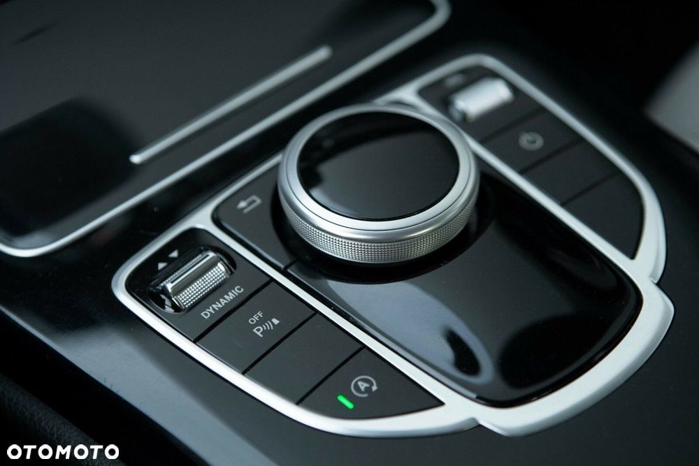 Mercedes-Benz Klasa C - 30