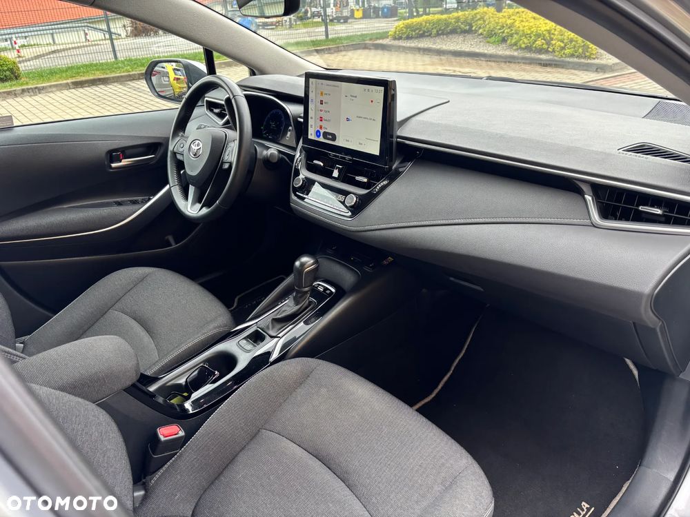 Toyota Corolla 1.8 Hybrid Comfort - 13
