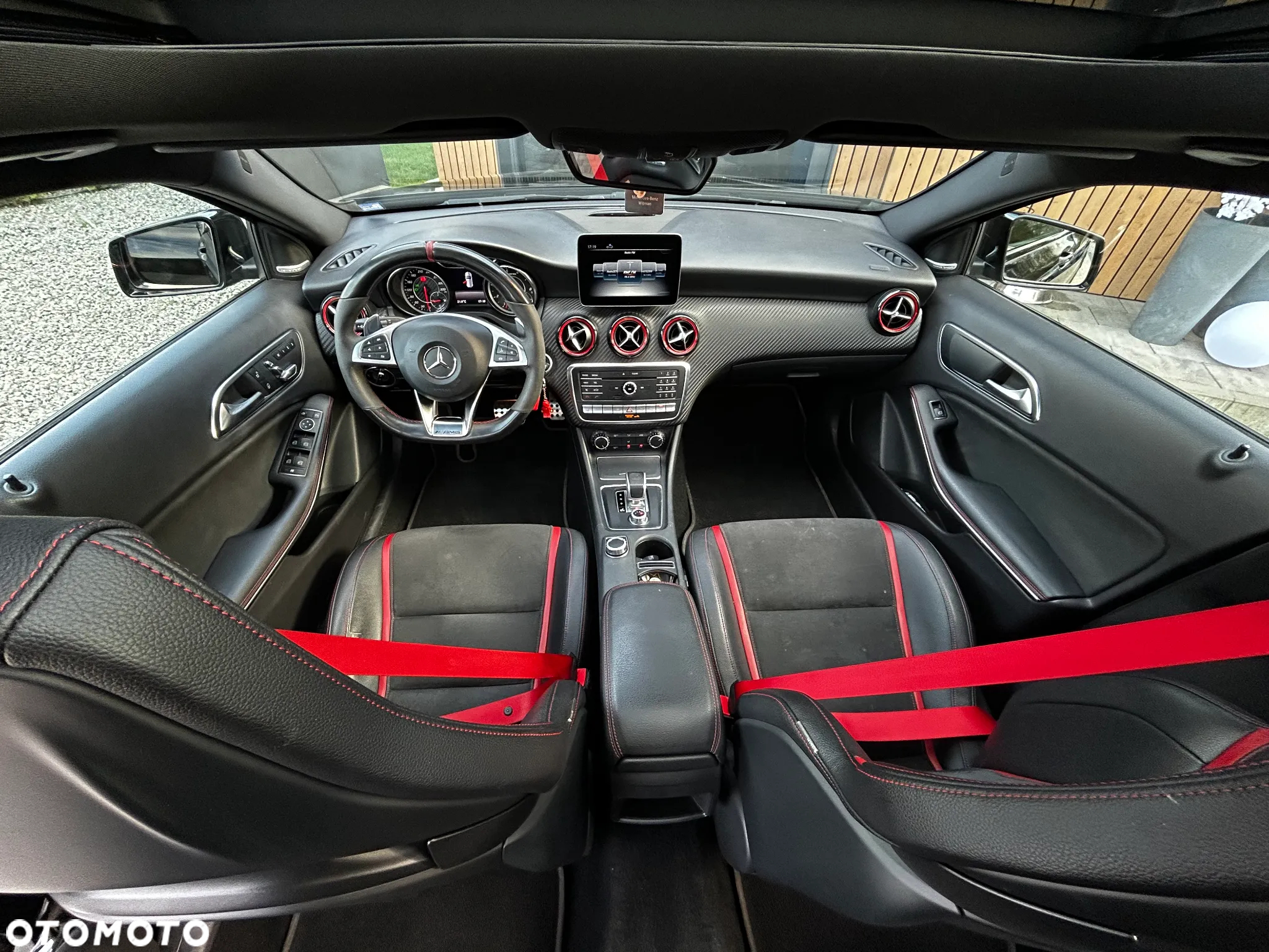 Mercedes-Benz Klasa A AMG 45 4-Matic - 32