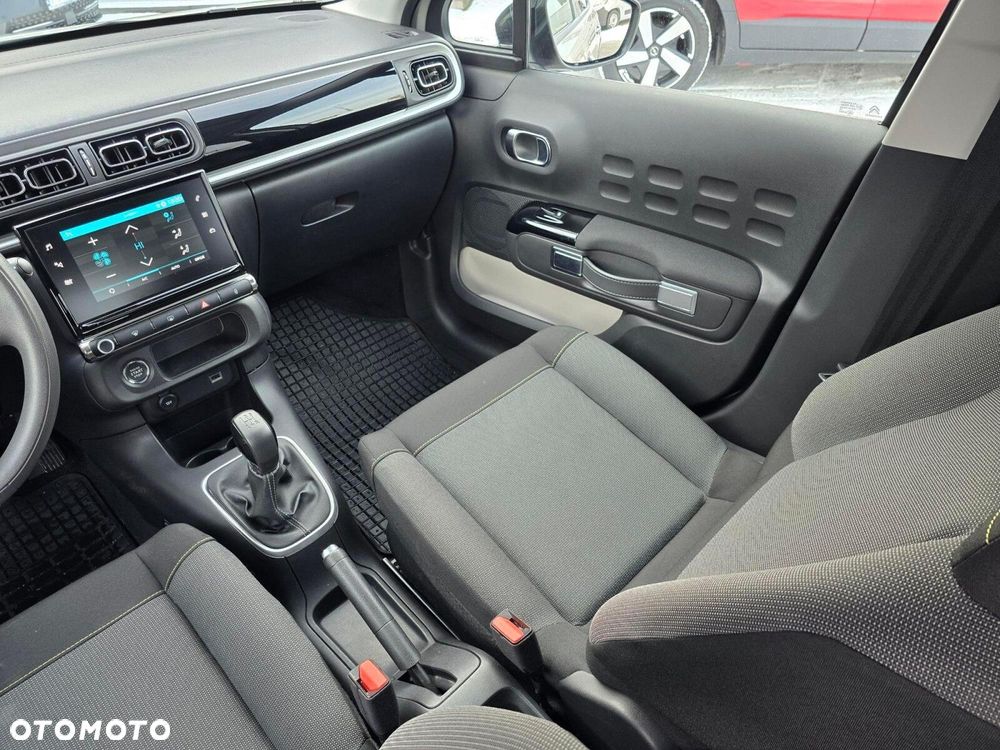 Citroën C3 1.2 PureTech Shine - 16