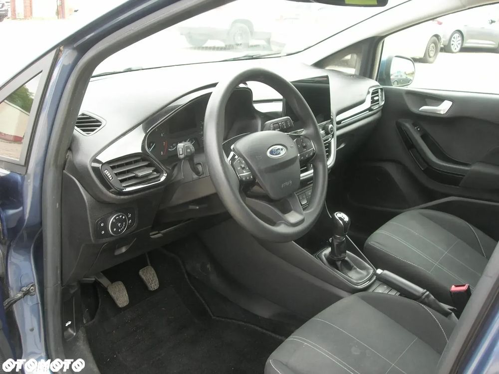 Ford Fiesta 1.1 S&S TREND - 11