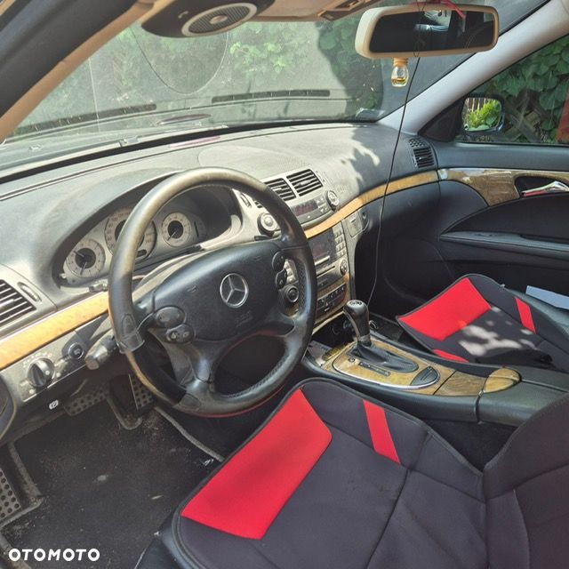 Mercedes-Benz Klasa E - 7